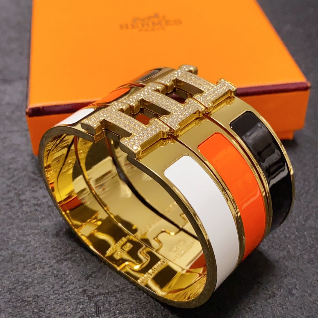 18K Clic Hermes Diamond Bracelet
